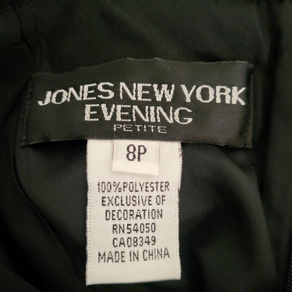 Elegant Black Full Length Evening Dress - Picture 6 of 7